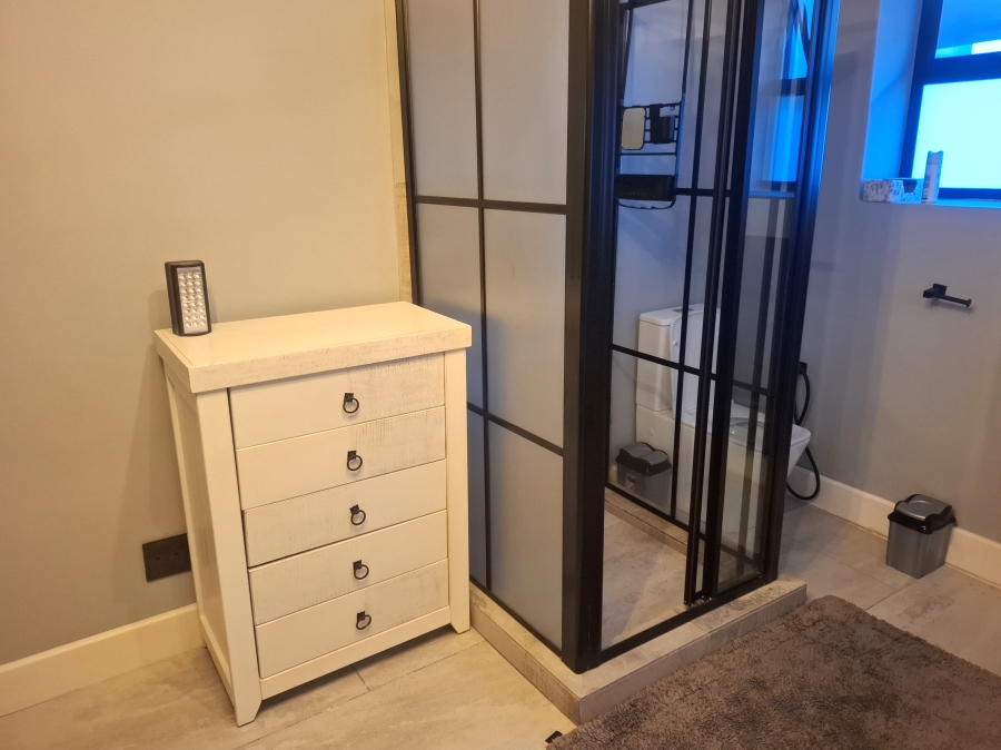 To Let 2 Bedroom Property for Rent in Bloubergstrand Western Cape